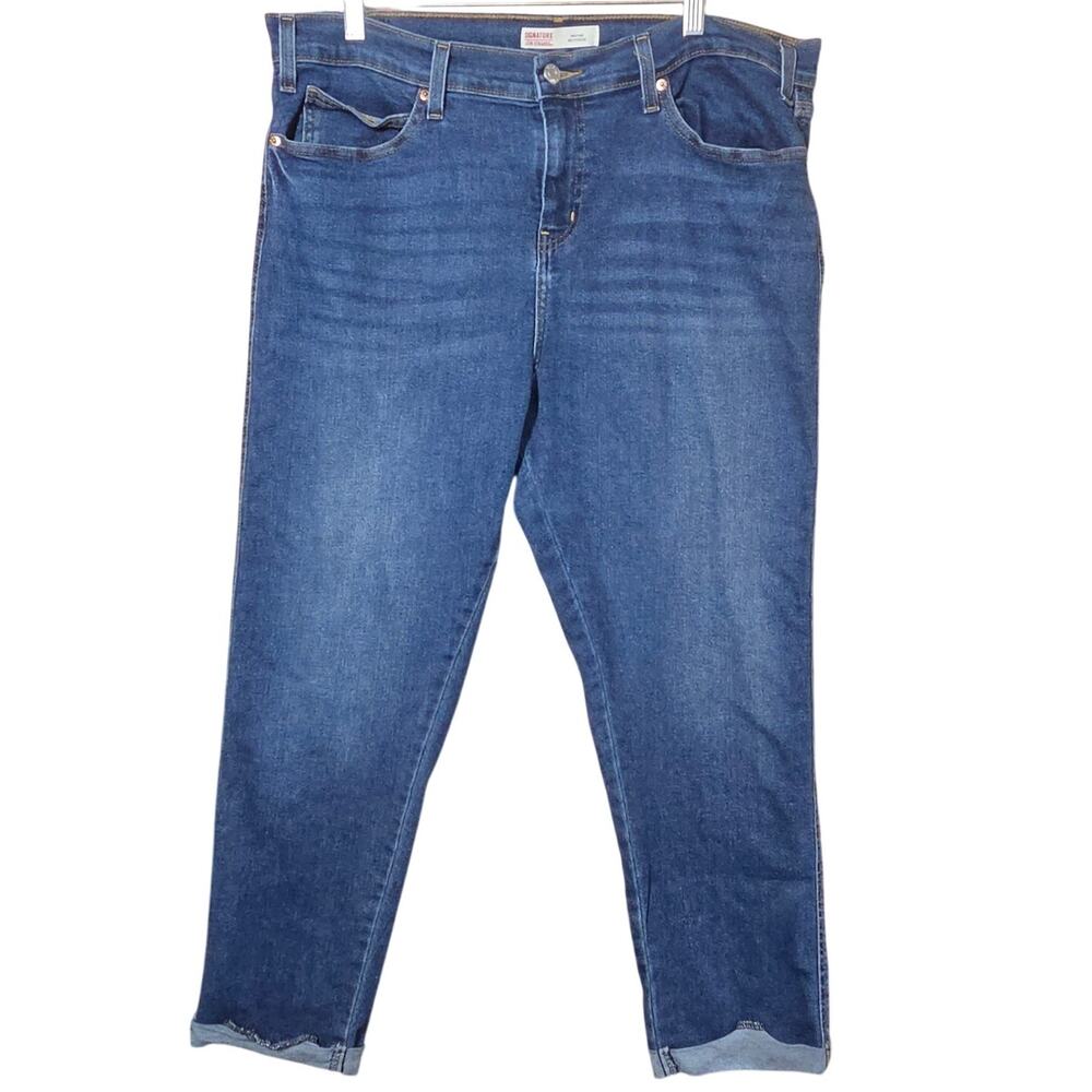 Levi Signature Boyfriend Jeans Size 16
